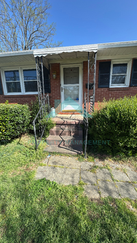 Building Photo - 1701 Phillips Ave