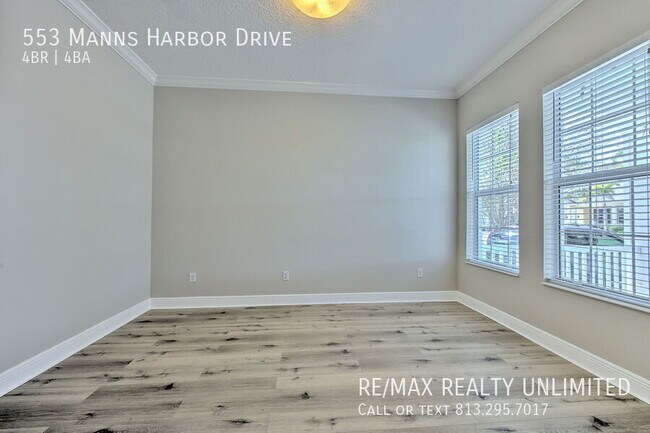 Building Photo - 553 Manns Harbor Dr