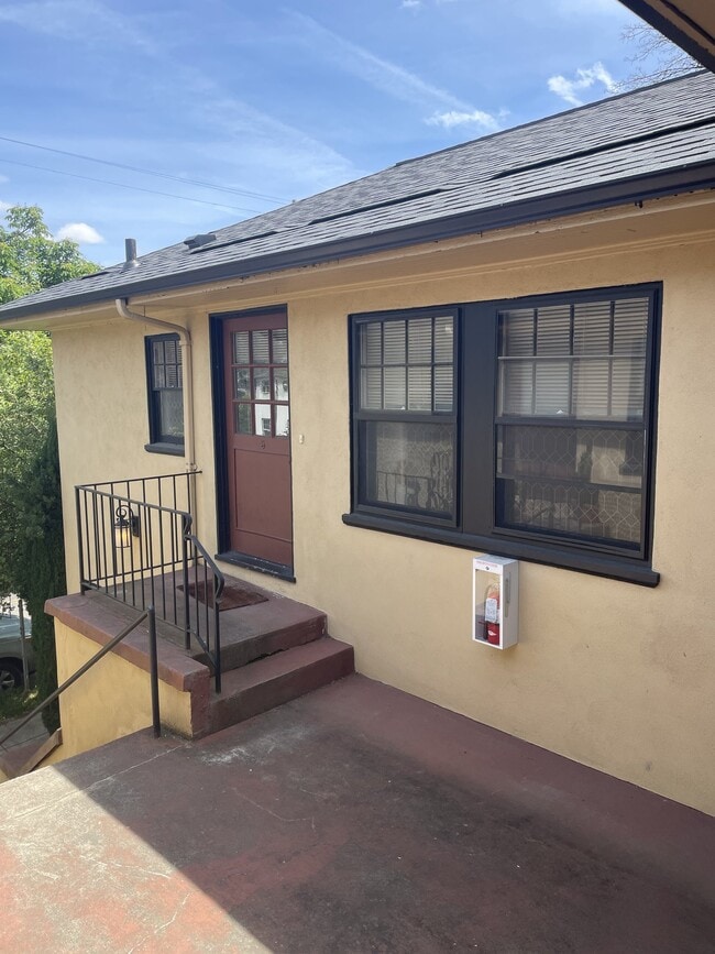 Building Photo - 1635 NW 25th Ave