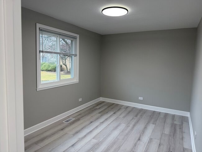 Building Photo - 314 Covehill Ct