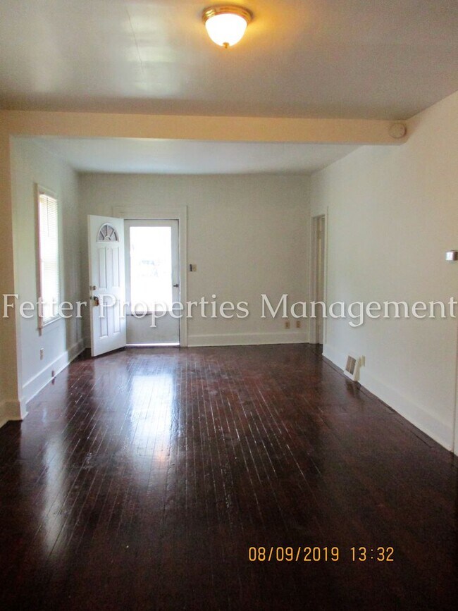 Building Photo - 1661 Burdette Ave