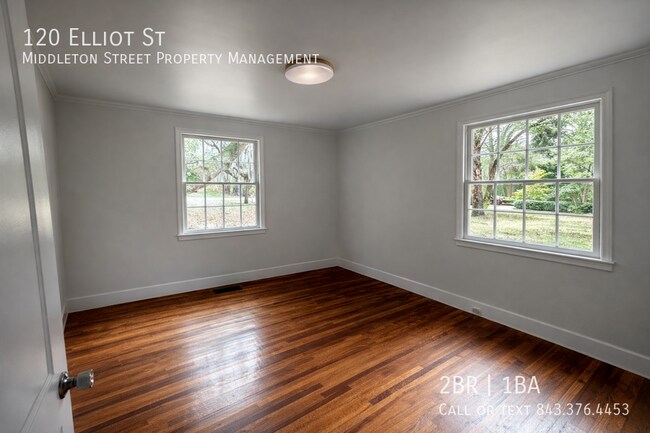 Building Photo - 120 Elliot St-