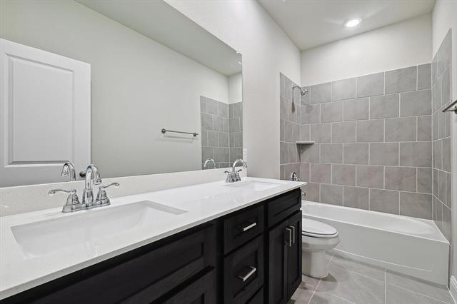 Building Photo - 405 Portina Dr