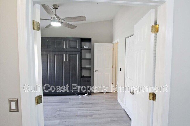 Building Photo - 6019 Courtside Dr
