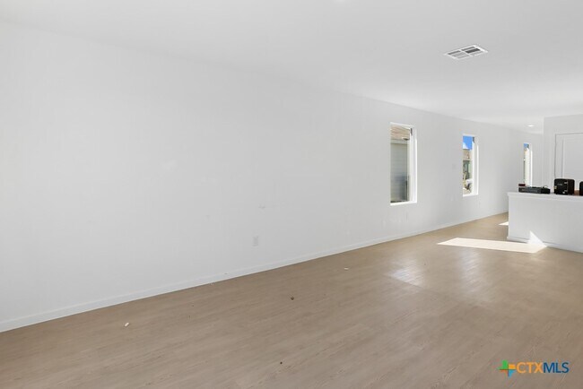 Building Photo - 316 Alligator Crk