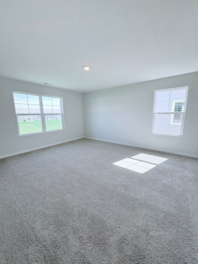 Building Photo - New Build 4-bedroom, 2.5-bath, Pet Friendl...