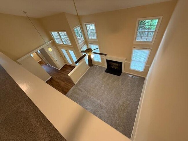 Building Photo - 211 Swansboro Dr