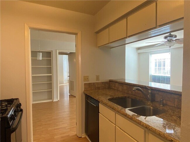 Building Photo - 7920 Rockwood Ln