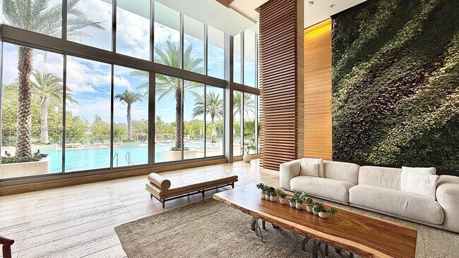 Building Photo - 16385 Biscayne Blvd