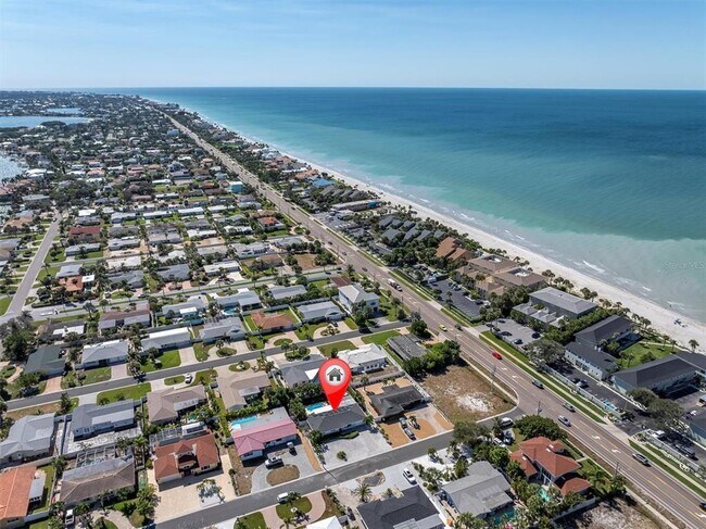 Building Photo - 104 24th St