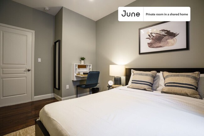 Building Photo - Room in Shared 4 bed/1 bath home