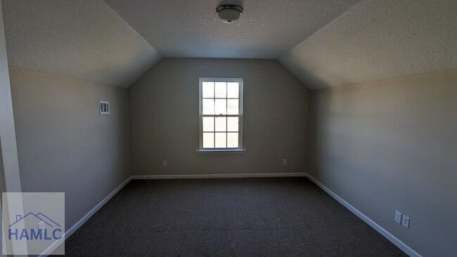 Building Photo - 222 Courage Wy