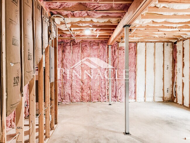Building Photo - 2305 Tazewell Ave