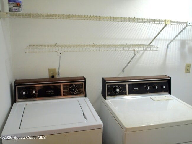 Building Photo - 9012 Scarsdale Ct