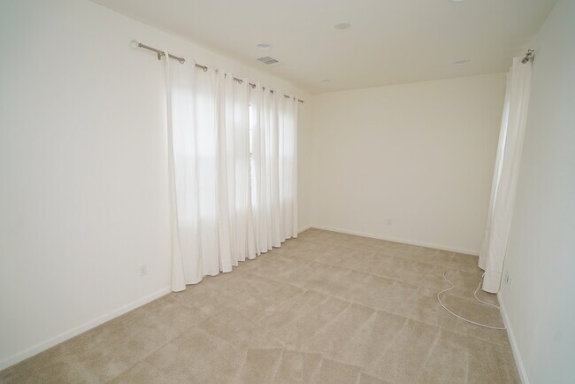 Building Photo - COMING SOON! Villa Metro Home for Rent!