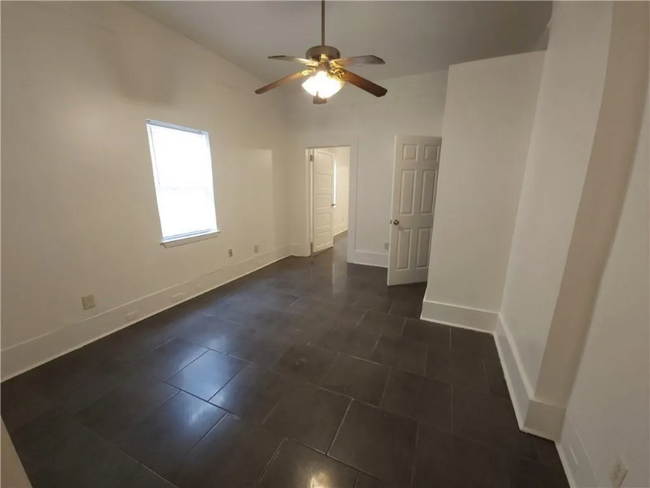 Building Photo - 8403 Apricot St
