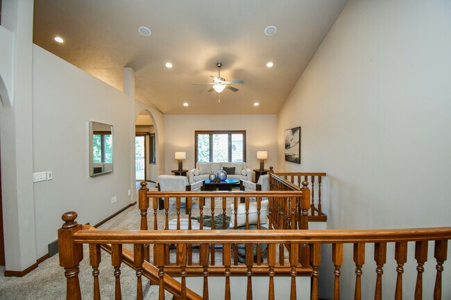 Building Photo - 3908 W 89th St