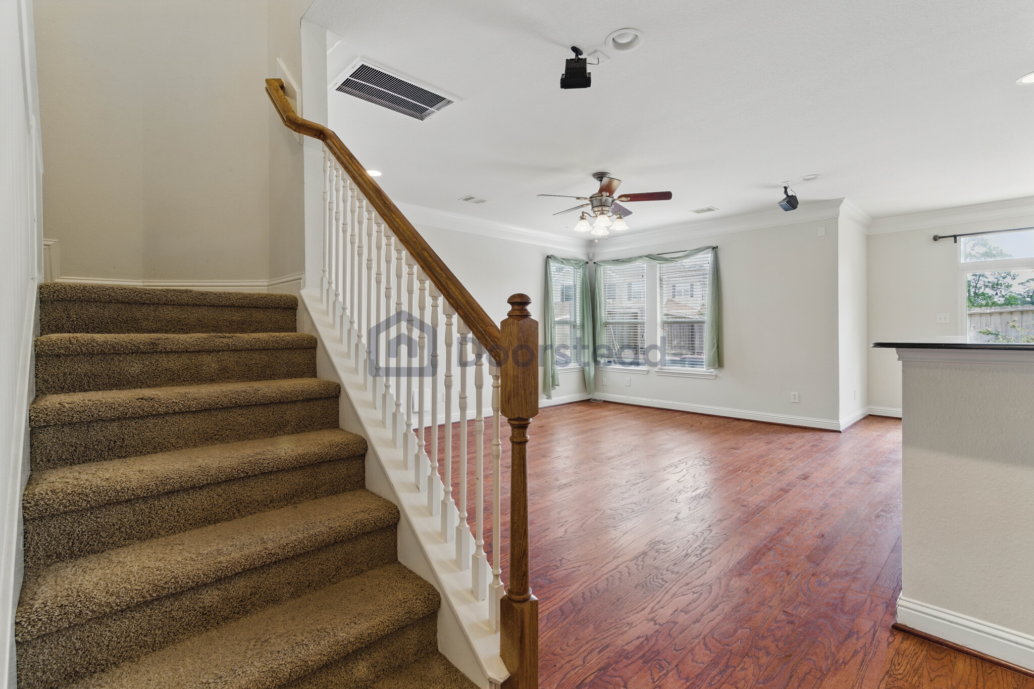 Building Photo - 16030 Summerville Lake Dr