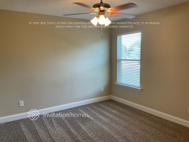 Building Photo - 1006 Forestway Ct