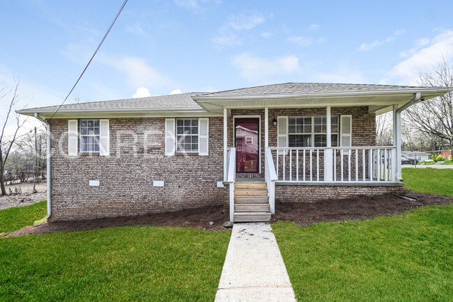 Building Photo - 2841 42nd Ave N