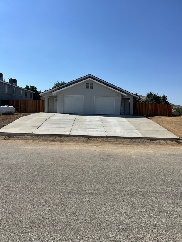 Building Photo - 21605 Golden Star Blvd