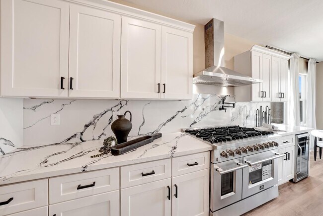 Building Photo - 2148 W Solo Wy