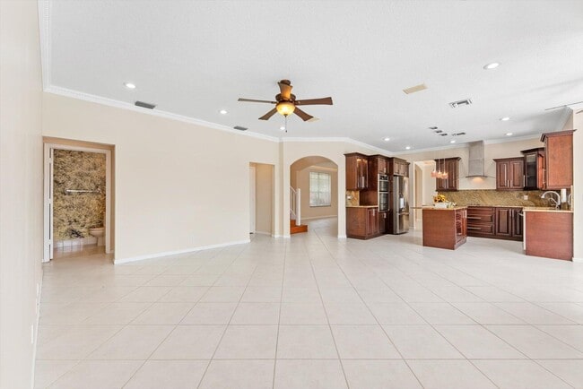 Building Photo - 12348 Clearfalls Dr