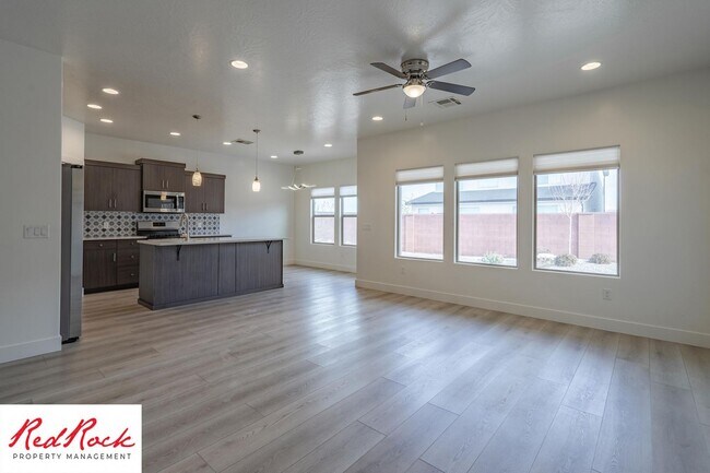 Building Photo - Comfort, Space & Style with a 3-Car Garage Small Dog Friendly!