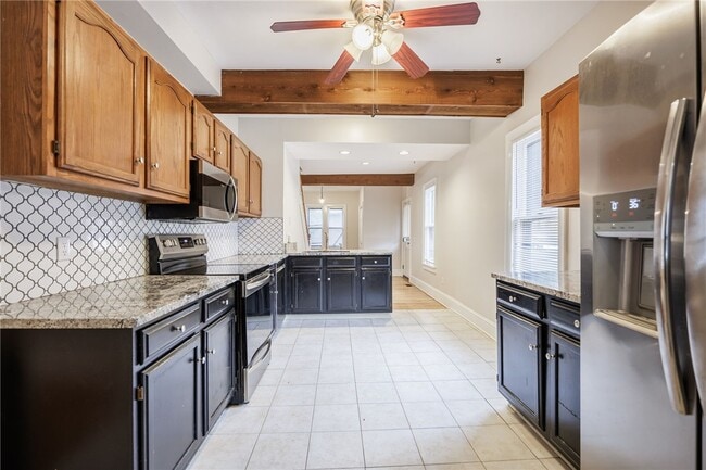 Building Photo - 1874 Blossom Rd