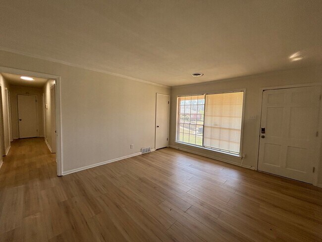 Building Photo - 2600 Clearpark Cove