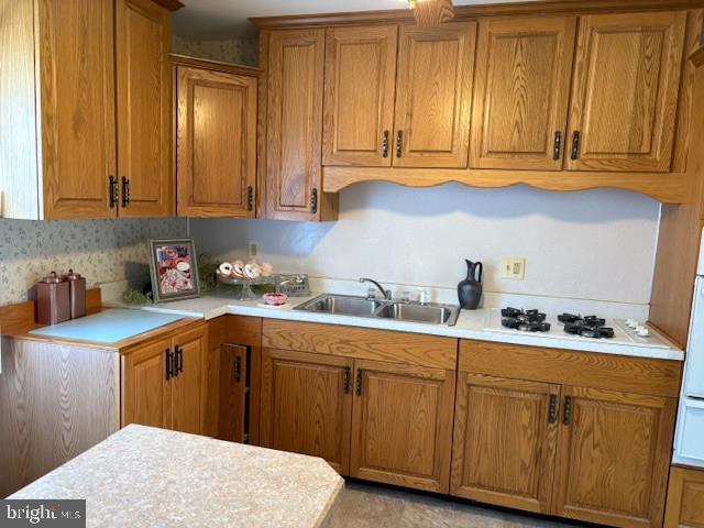 Building Photo - 7 Larchwood Rd