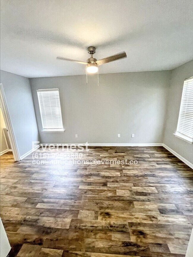 Building Photo - 3-Bedroom, 2-Bathroom Home with Deck and C...