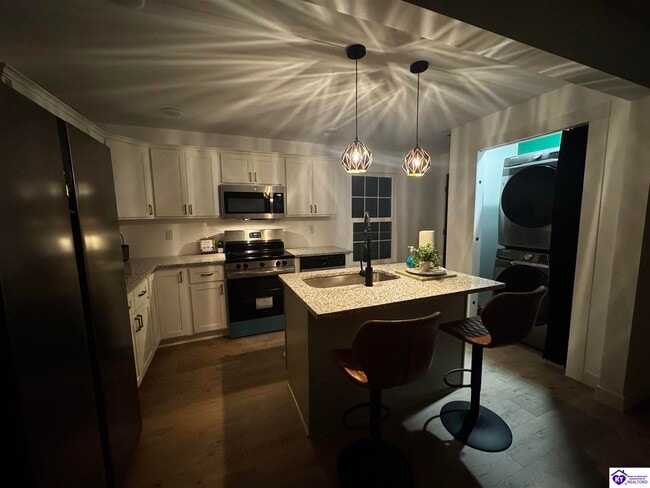 Building Photo - 564 St John Church Rd