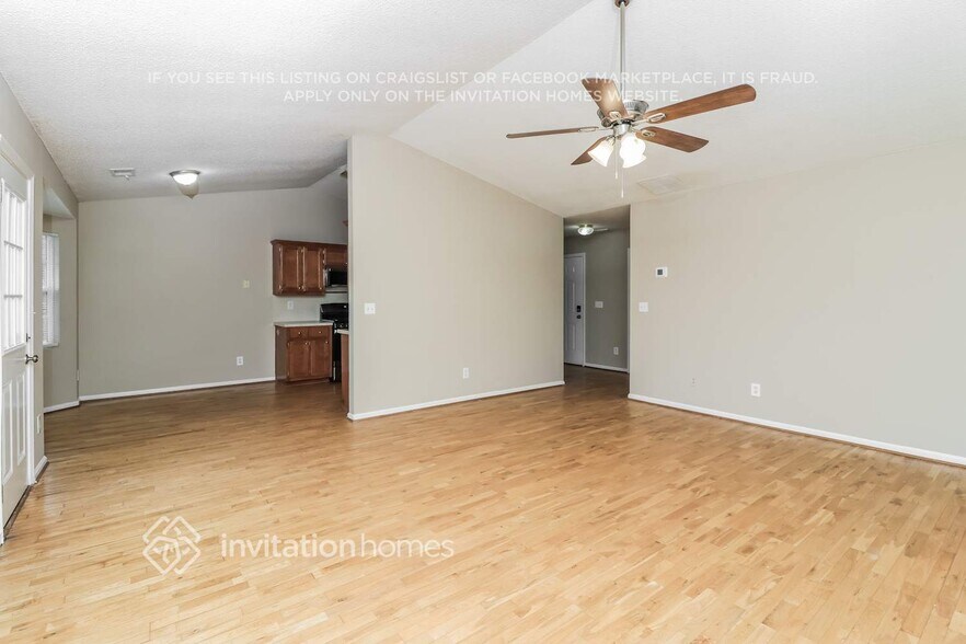 Building Photo - 470 Amelia Grove Ln SE