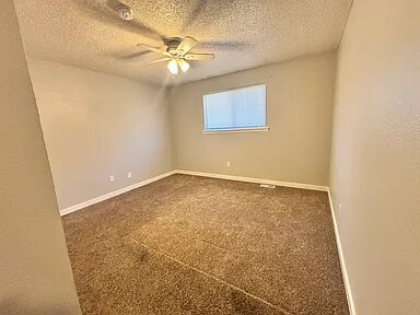 Building Photo - 4725 Nelson St