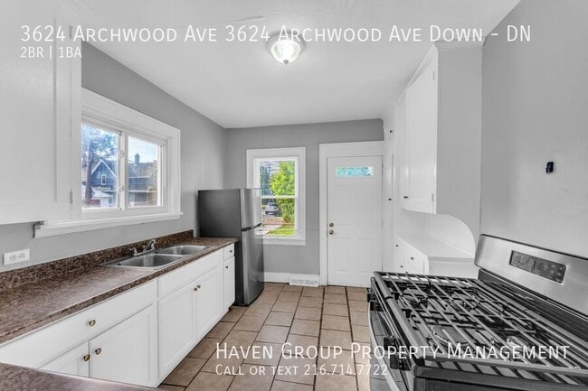 Building Photo - 3624 Archwood Ave