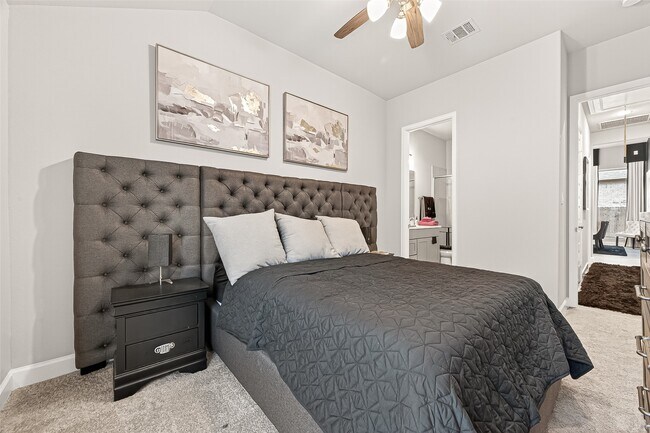 Building Photo - 2806 Sycamore Wood Trce