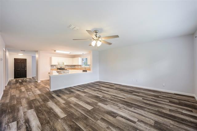 Building Photo - 2805 High Pointe Blvd