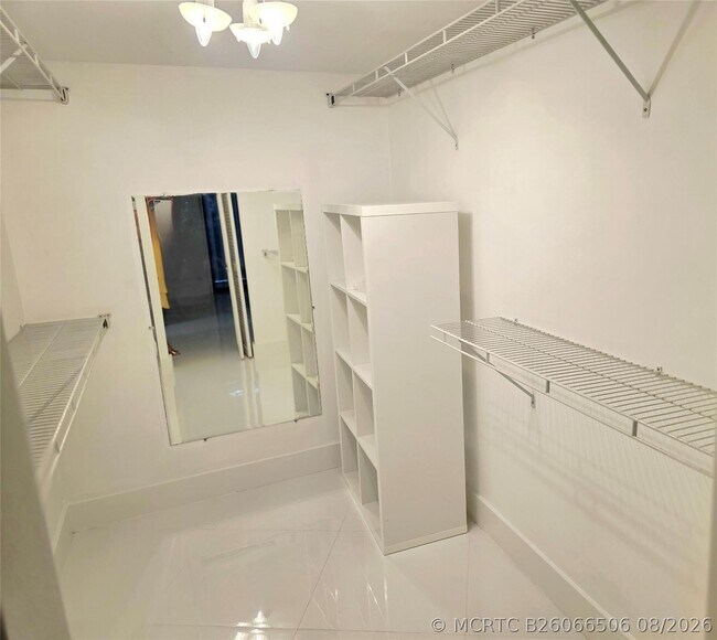 Building Photo - 1631 S Ocean Blvd