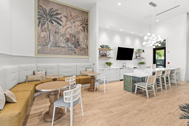 Building Photo - 10264 Field Flower Trl