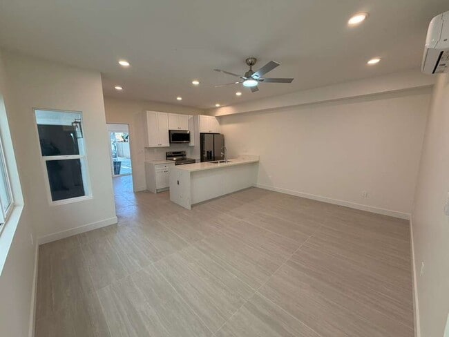 Building Photo - 3326 Altadena Ave.