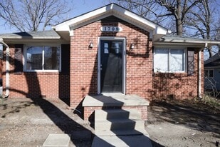 Building Photo - 1708 Walker Ave