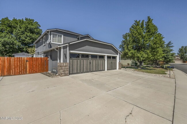 Building Photo - 5045 Pradera St