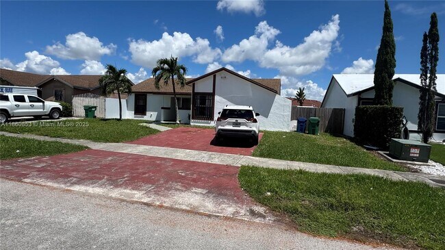 Building Photo - 12621 SW 210th Terrace