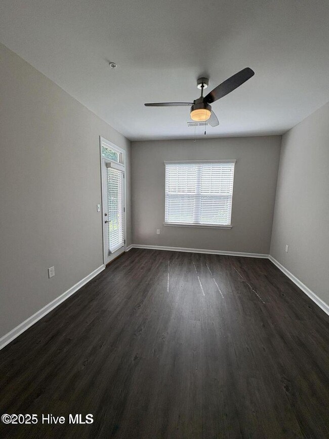Building Photo - 5614 Lucas Ct