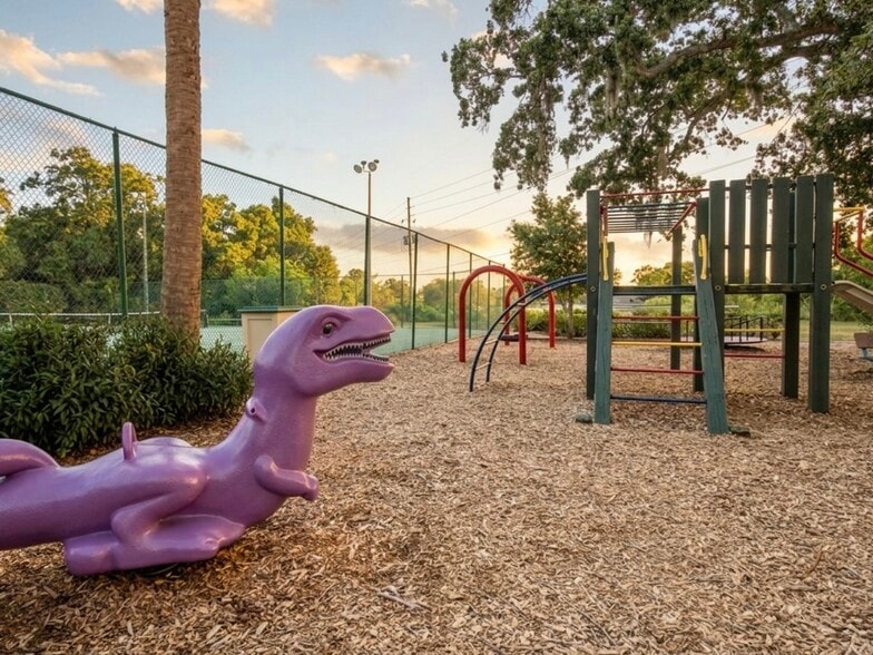 Building Photo - 949 Cinnamon Ct