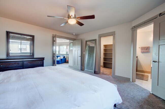 Building Photo - 2338 Gallatin Green Blvd