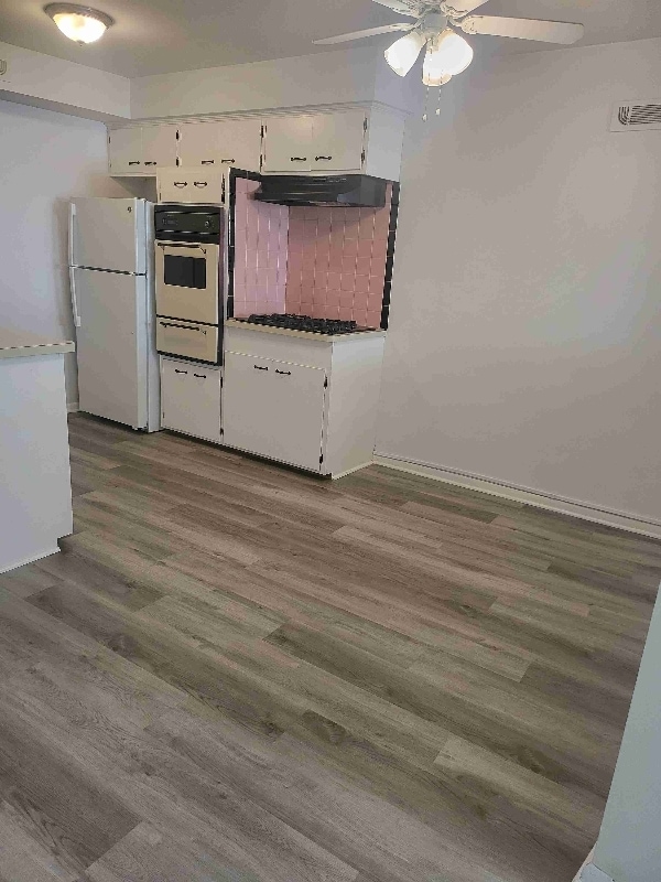 Building Photo - 6511 Pearl Rd