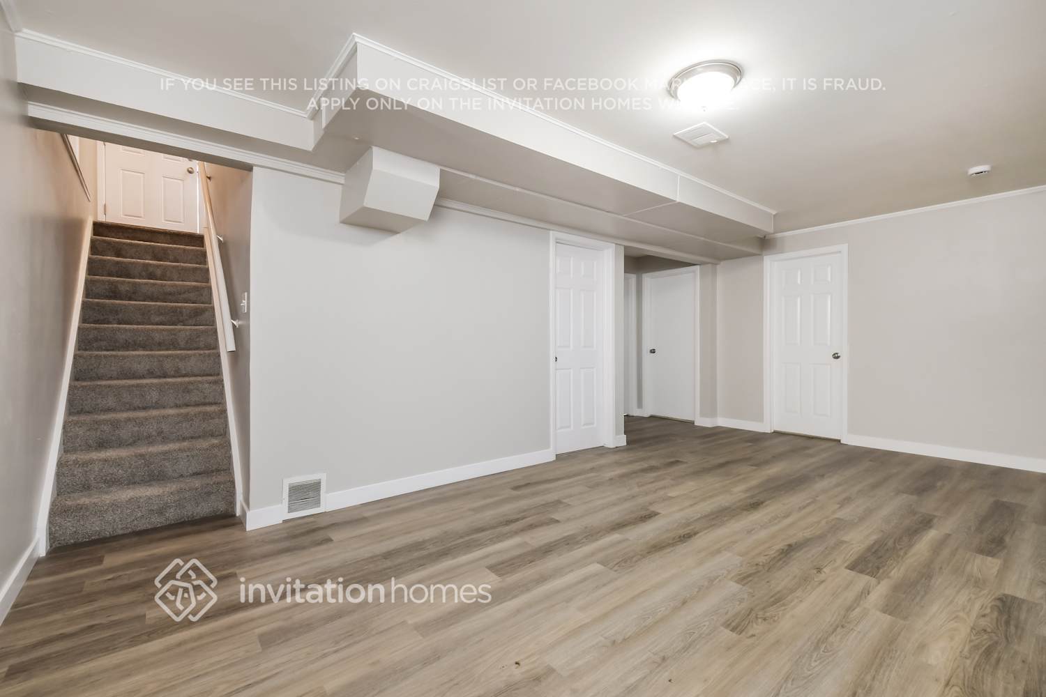 Building Photo - 10849 Murray Dr