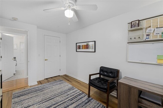 Building Photo - 208 Marlborough St